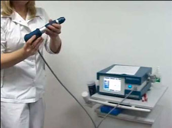 Подготовка оборудования для проведения процедуры УВТ в клинике